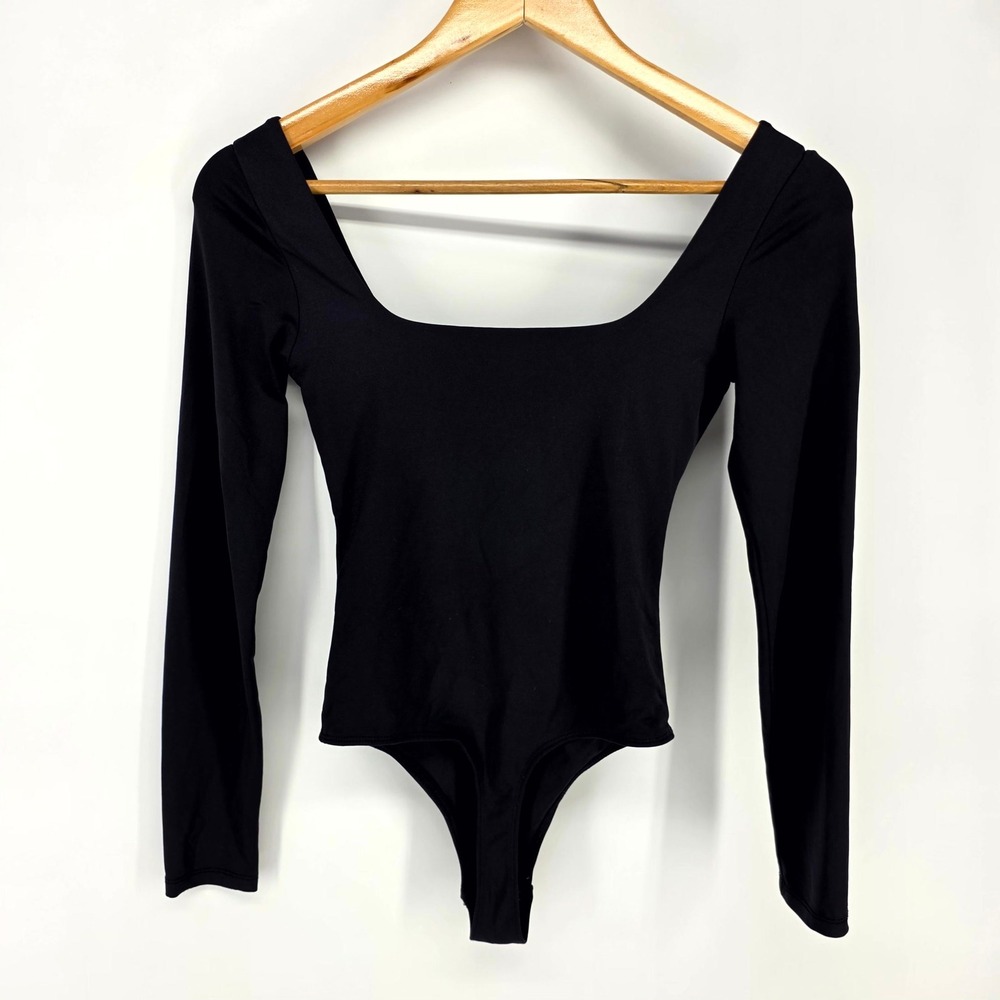 CAARA Bodysuit Women XXS Black Square Neck Long Sleeve Thong Snap Gusset 8298